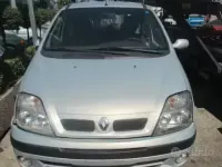 Usata Renault Scénic 102 CV (75 kW) 2003 Monovolume