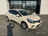 Brugt Renault Clio IV Zen 73 HK (53 kW) 2017 Beige Sedan