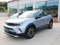 Usata Opel Mokka Elegance 110 CV (80 kW) 2022 Grigio SUV
