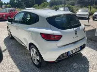 Usata Renault Clio IV 73 CV (53 kW) 2013 Bianco Berlina