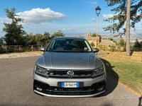 Usata VW Tiguan R-line 150 CV (110 kW) 2020 Grigio SUV
