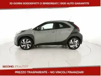 Usata Toyota Aygo X Lounge 72 CV (52 kW) 2024 Verde SUV