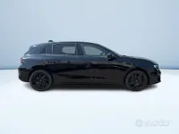Usata Opel Astra S 131 CV (96 kW) 2023 Nero pastello Utilitaria