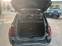 Usata Renault 4 E-Tech Komfort 77 kW (106 CV) 2025 Nero SUV