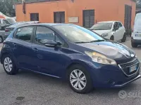 Usata Peugeot 208 Allure 68 CV (50 kW) 2013 Blu Utilitaria