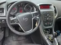 Usata Opel Astra Cosmo 110 CV (80 kW) 2013 Bianco Station wagon