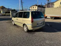 Usata Peugeot 807 170 CV (125 kW) 2008 Giallo Monovolume