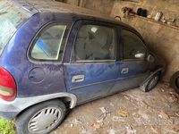 Usata Opel Corsa 2005 Blu Berlina