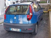 Usata Fiat Punto 60 CV (44 kW) 2005 Blu/azzurro Utilitaria