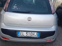 Usata Fiat Grande Punto 65 CV (47 kW) 2011 Grigio Utilitaria
