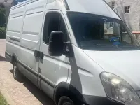 Usata Iveco Daily 106 CV (77 kW) 2015 Berlina