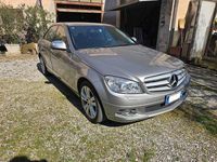 Usata Mercedes C220 Avantgarde 170 CV (125 kW) 2007 Grigio Berlina