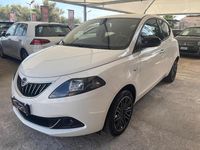 Usata Lancia Ypsilon Gold 69 CV (50 kW) 2022 Bianco Utilitaria