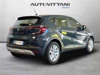 Usata Renault Captur Equilibre 101 CV (74 kW) 2023 Blu scuro SUV