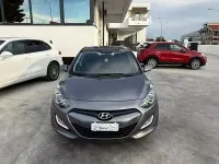 Usata Hyundai i30 Comfort 110 CV (80 kW) 2014 Grigio Berlina