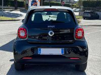Usata Smart ForFour Prime 75 CV (55 kW) 2018 Nero Utilitaria