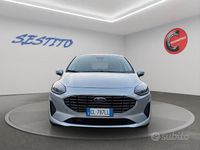 Usata Ford Fiesta Titanium 125 CV (91 kW) 2022 Grigio chiaro Utilitaria