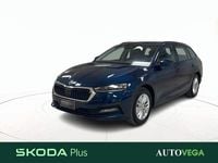 Usata Skoda Octavia Executive 150 CV (110 kW) 2023 Blu / pastello Station wagon