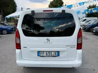 Usata Peugeot Partner Tepee 99 CV (72 kW) 2016 Bianco Monovolume