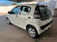 Usata Citroën C1 68 CV (50 kW) 2012 Bianco Utilitaria