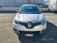 Usata Renault Captur 89 CV (65 kW) 2017 Grigio SUV