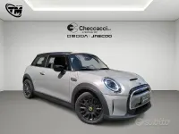 Usata Mini Cooper SE Classic 75 kW (102 CV) 2022 Grigio Utilitaria