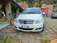 Usata Mercedes B200 2011 Bianco Utilitaria