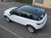 Usata Land Rover Range Rover evoque SE Dynamic 150 CV (110 kW) 2018 Bianco SUV