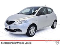 Usata Lancia Ypsilon Gold 69 CV (50 kW) 2017 Grigio Utilitaria