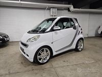 Usata Smart ForTwo Cabrio Brabus 98 CV (72 kW) 2009 Bianco Cabrio