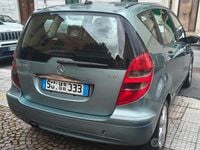 Usata Mercedes A160 Elegance 110 CV (80 kW) 2005 Verde Berlina