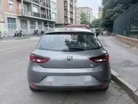 Usata Seat Leon 105 CV (77 kW) 2013 Grigio Berlina