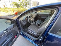 Usata VW Golf IV 2005 Blu Berlina
