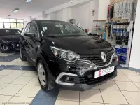 Käytetty Renault Captur Life 90 HP (66 kW) 2019 Musta Katumaasturi