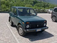 Usata Lada niva 75 CV (55 kW) 2001 Verde SUV