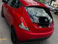 Usata Lancia Ypsilon 69 CV (50 kW) 2014 Rosso Utilitaria