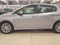 Usata Peugeot 208 Allure 83 CV (61 kW) 2019 Argento Utilitaria