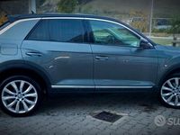 Usata VW T-Roc 116 CV (85 kW) 2018 Grigio SUV
