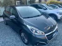 Usata Peugeot 208 Active 75 CV (55 kW) 2017 Grigio Utilitaria