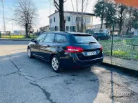 Usata Peugeot 308 131 CV (96 kW) 2019 Grigio Station wagon