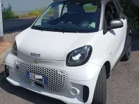 Usata Smart ForTwo Coupé 41 kW (56 CV) 2021 Bianco Utilitaria