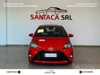 Usata Toyota Yaris Active 72 CV (52 kW) 2019 Rosso Berlina