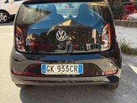 Usata VW up! 65 CV (47 kW) 2022 Nero Utilitaria