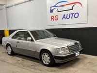 Usata Mercedes E300 188 CV (138 kW) 1989 Argento Coupé