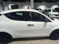 Usata Lancia Ypsilon Silver 69 CV (50 kW) 2019 Bianco