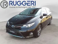 Usata Toyota Auris Hybrid Active 136 CV (100 kW) 2015 Nero Berlina