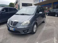 Usata Lancia Musa 95 CV (69 kW) 2010 Blu metallizzato Monovolume