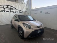 Second-hand Toyota Aygo X Lounge 72 CP (52 kW) 2023 Galben SUV