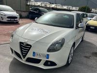Usata Alfa Romeo Giulietta Distinctive 105 CV (77 kW) 2011 Bianco Utilitaria