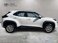 Usata Toyota Yaris Hybrid Active 116 CV (85 kW) 2023 Bianco Pick-up